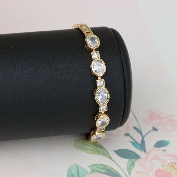 "Elegant Oval CZ Rose Gold Bracelet with Sparkling Accents, XPBL0939 - Picture 8 of 11